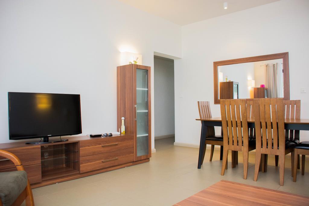 Apartment Azuri Roches Noires Eksteriør bilde